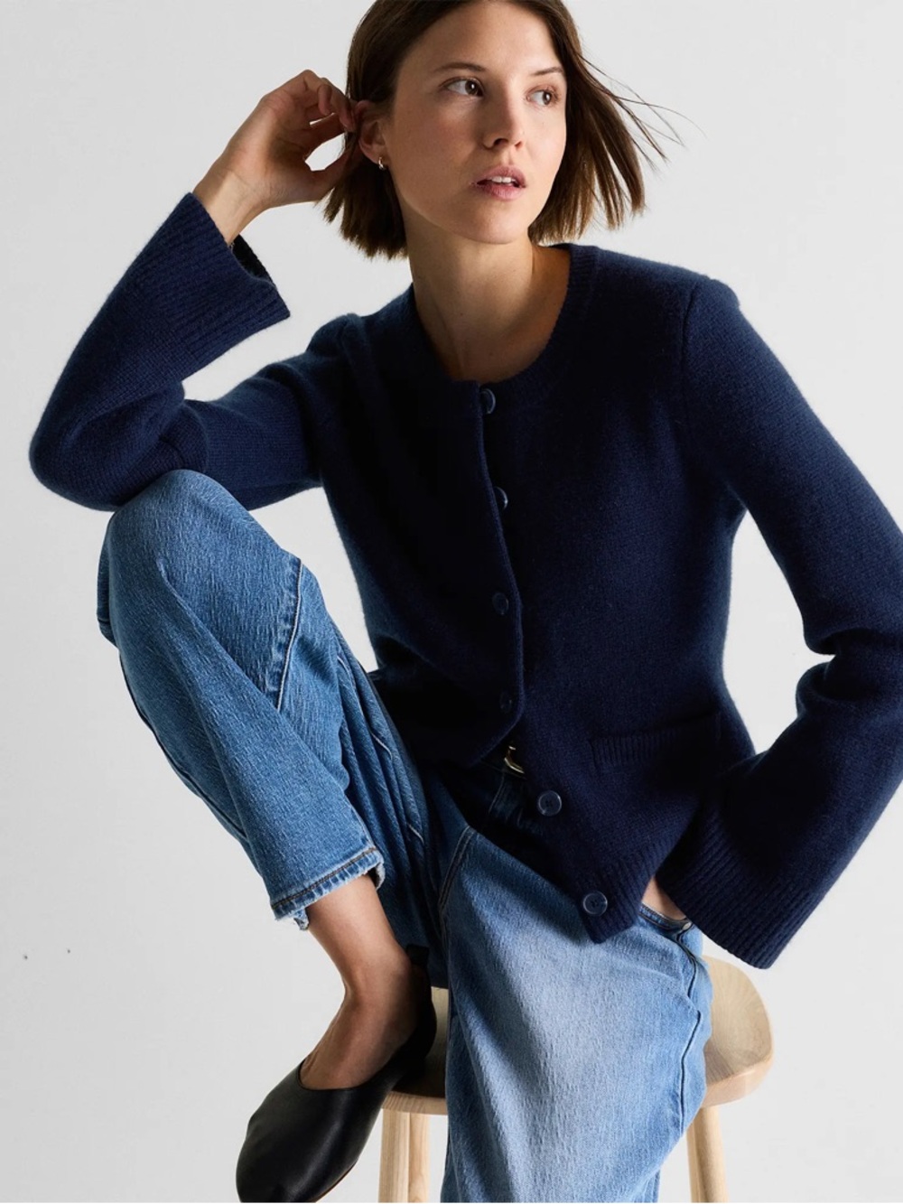 Quince Mongolian Cashmere Structured Cardigan TRUE Navy
Sleeved Top L - Picture 6 of 10